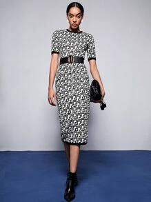 Modelyn 滿版幾何圖案撞色滾邊緊身連衣裙 - 黑與白 - 查看 6