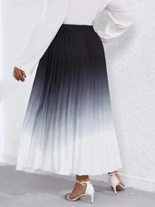 SHEIN Clasi Plus Ombre Pleated Skirt - Black and White - View 2