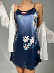 印花緞面吊帶睡裙