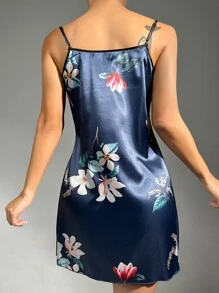 印花緞面吊帶睡裙