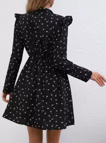 SHEIN LUNE 碎花繫帶領荷葉邊連衣裙 - 黑色 - 查看 2