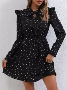 SHEIN LUNE 碎花繫帶領荷葉邊連衣裙 - 黑色 - 查看 5