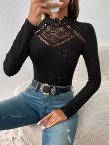 SHEIN Frenchy 凸紋成人蕾絲插入孔眼刺繡小高領 T 卹連身衣