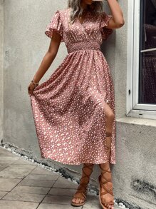 SHEIN VCAY 滿版印花腰部打褶蝴蝶袖高衩連衣裙