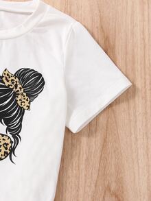 SHEIN Toddler Girls Figure Graphic Tee & Leopard Flare Leg Trousers - Multicolor - View 6