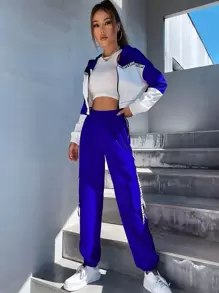 SHEIN Unity Cazadora de color combinado en contraste con cinta con letra de hombros caídos con capucha con pantalones - Azul y blanco - Ver 4