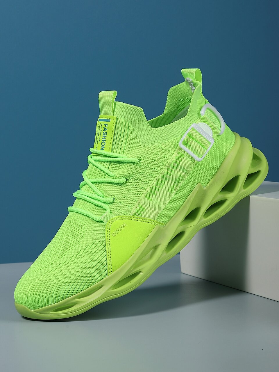 Cross-Border Oversized Couple's Running Shoes For Men, Design With Blade-Style Soles