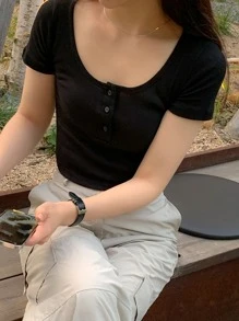 DAZY Chất rắn Nút phía trước Áo phông Crop - màu đen - Xem 4