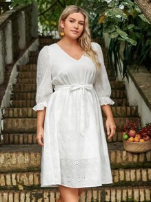 SHEIN VCAY 大碼網眼刺繡荷葉袖繫腰帶洋裝 - 白色 - 查看 4