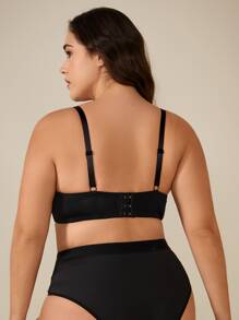 Plus Floral Lace Underwire Bra - Black - View 2