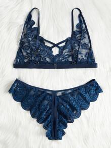 Plus Floral Lace Scallop Trim Lingerie Set - Navy Blue - View 2
