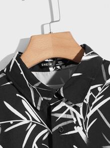 Manfinity Men Plant Print Shirt Without Tee - Black and White - View 4