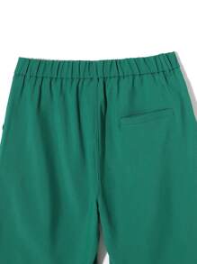 Manfinity Men Slant Pocket Bermuda Shorts - Green - View 6