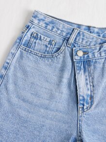 SHEIN EZwear 素色階梯式腰直筒牛仔短褲 - 淺色水洗藍 - 查看 5