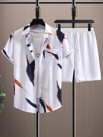 للرجال طباعة النقش قميص و رباط خصر بنطلون قصير بدون تي شيرت