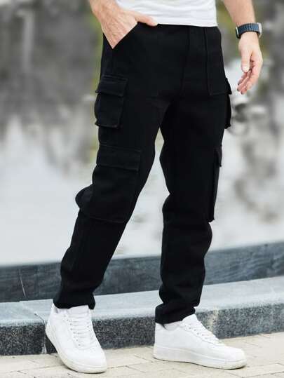 Guys Flap Pocket Side Cargo Jeans