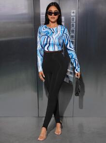 Solid High Waist Stirrup Leggings - Black - View 4