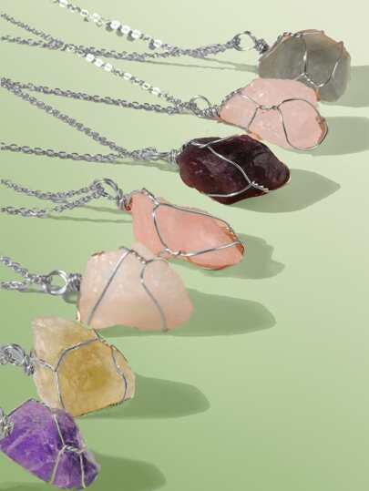 1pc Random Stone Charm Necklace