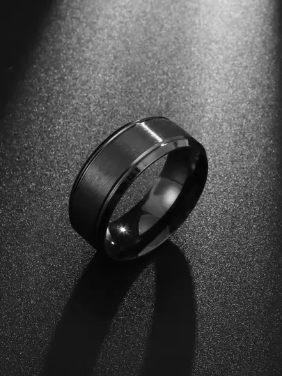 SeuSuk Fashionable and Popular Men Stainless Steel Ring for Vacation and for a Stylish Look