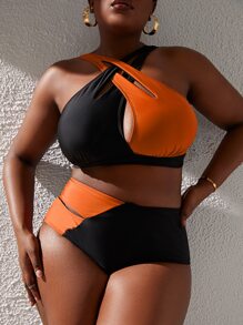 SHEIN Slayr Summer Beach Plus Size Two Tone Bikini Set Cut Out Cross Wrap Halter Top & High Waist Bikini Bottom 2 Pieces Bikini - Multicolor - View 2