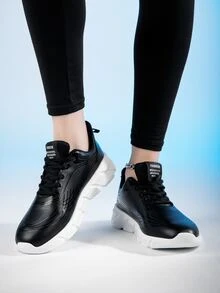 Letter Patch Decor Lace-up Front Running Shoes - Black - View 5