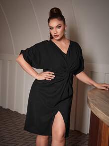 SHEIN Privé Đầm Plus Size Chia xoắn lại màu trơn Thanh lịch - màu đen - Xem 4