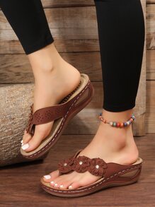 Flower Decor Thong Wedge Sandals - Rust Brown - View 2