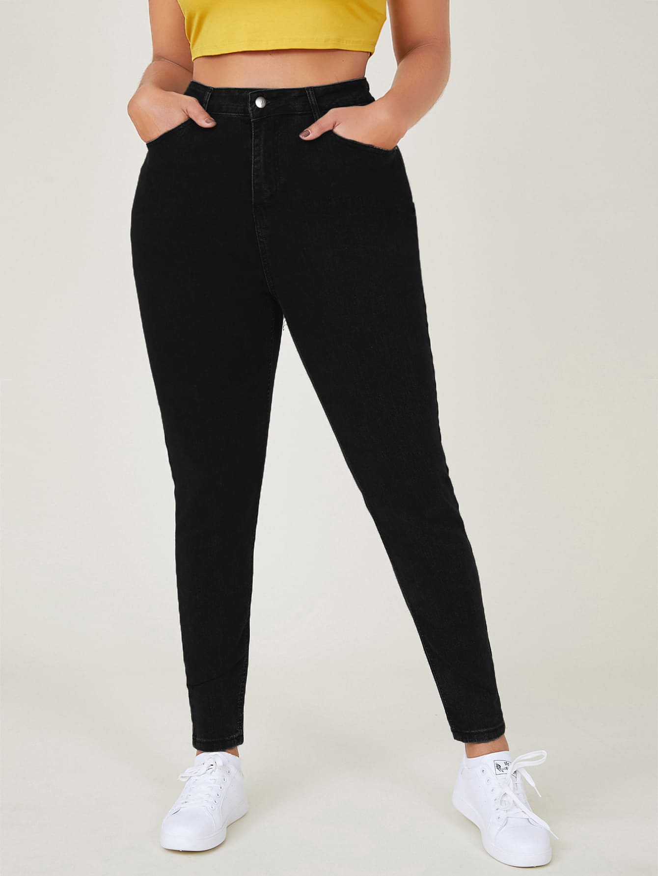 SHEIN Essnce 大碼高腰緊身牛仔褲 - 黑色 - 查看 1