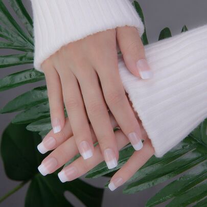 prettysecrets 24片方形美甲贴片，法式短款，按压式美甲贴片