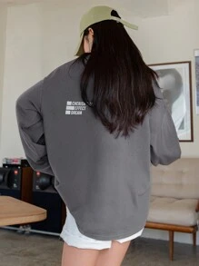 DAZY 几何与字母图案落肩超大 T 恤长袖女式上衣，秋季女装