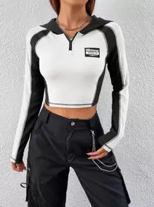 SHEIN EZwear 撞色字母頂針貼布細節插肩袖短款連帽衫