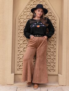 Rusttydustty Plus Floral Embroidery Contrast Lace Lantern Sleeve Blouse - Black - View 3