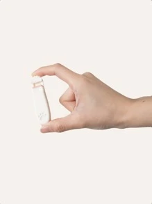 CUT it 1个迷你猫爪睫毛夹，便携式可爱塑料睫毛夹，附赠硅胶替换垫，局部精准睫毛夹，女士/女孩适用（白色），化妆，便宜，房间装饰，梳妆台，旅行，卧室，化妆配件，睫毛夹，便宜，圣诞礼物，化妆品，化妆工具，便宜货，礼物，女士礼物，圣诞礼物