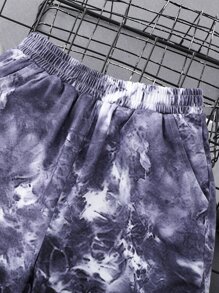 男孩字母和紮染條紋飾邊短褲