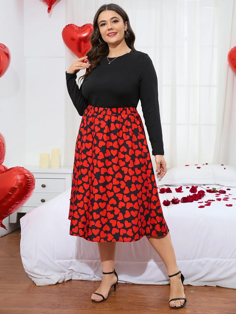 SHEIN Clasi Plus Solid Tee & Heart Print Skirt - Multicolor - View 1