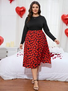 SHEIN Clasi Plus Solid Tee & Heart Print Skirt - Multicolor - View 3
