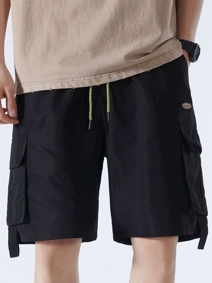 Manfinity Hombres Shorts con bolsillo con solapa de cintura con cordón cargo - Negro - Ver 1