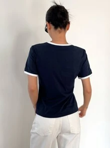 DAZY Đồ họa Chữ cái Áo phông ràng buộc màu tương phản - Màu xanh hải quân - Xem 2