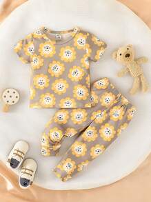 Baby Boy Cartoon Graphic Tee & Sweatpants - Multicolor - View 1