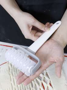 1入組隨機色滾輪刀 - 彩色 - 查看 4