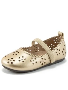 女孩鏤空芭蕾舞鞋