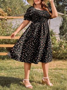 SHEIN Clasi Plus Ditsy Floral Print Shirred Bodice Square Neck Puff Sleeve Dress - Multicolor - View 4