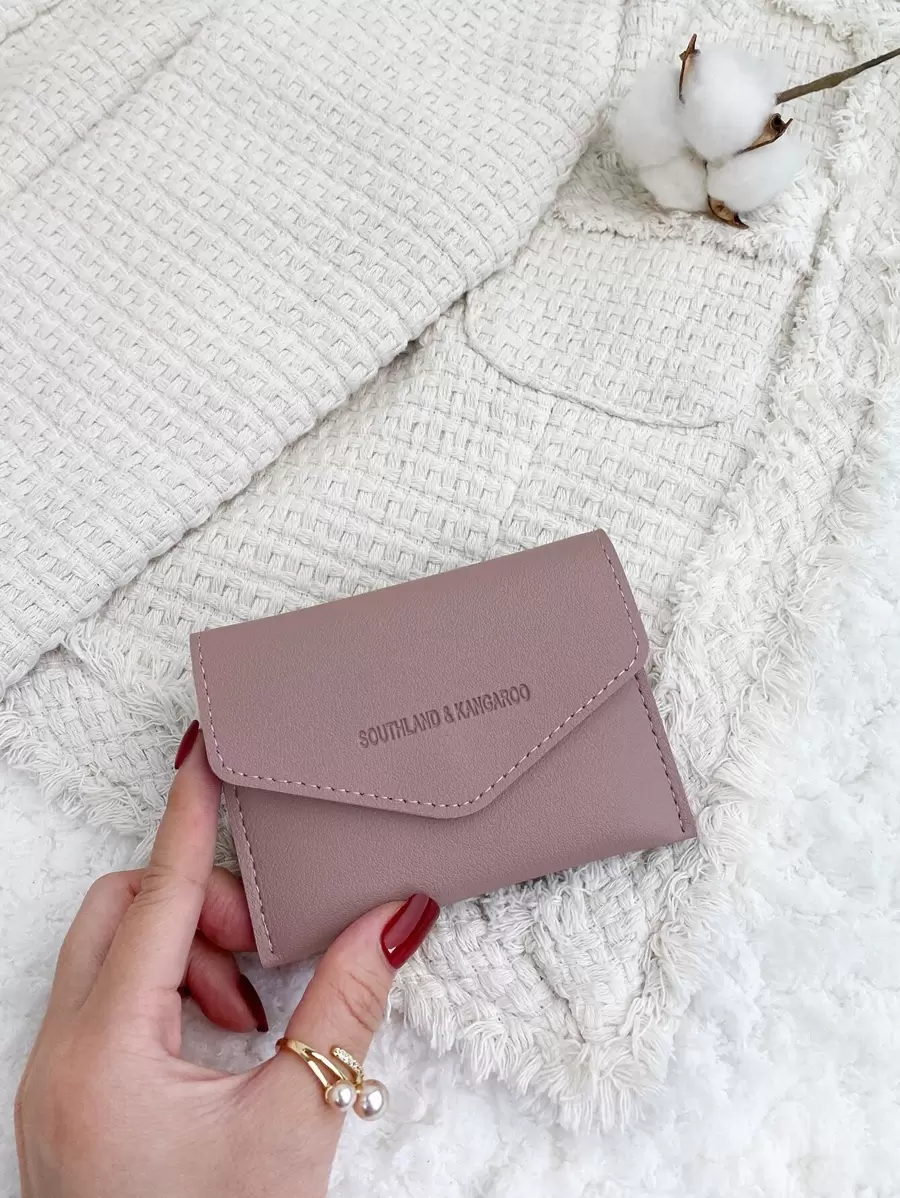 SOUTHLAND&KANGAROO 字母浮雕折叠小钱包 轻便便携卡证件卡 白领阶层 女性用 节日用 周年用 生日用 礼品 配饰 礼品 礼物 教师用 粉红色钱包 钱包 钥匙扣 高品质皮革卡包 卡包 钱包 名片包 信用卡包 卡片包 女士 女士用 迷你钱包 卡片钱包 - 紫丁香色 - 查看 1