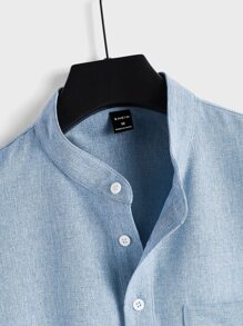 Manfinity NiteLyfe Camicia da uomo con tasche applicate e bottoni, con mezza patta - blu polveroso - Visualizzare 3