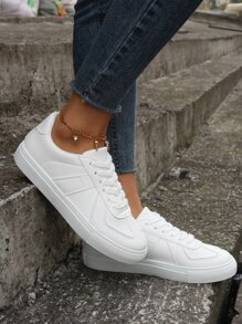 極簡風格前綁帶板鞋