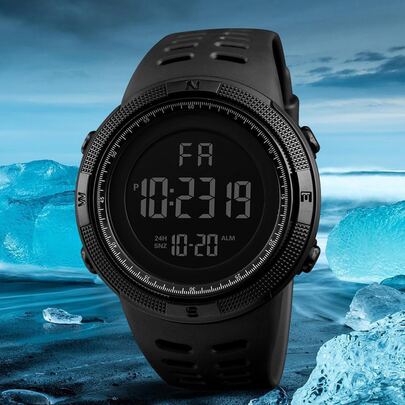 1 Đồng hồ thể thao chống sốc mặt số lớn phổ biến cho cả nam và nữ với dây đeo màu sắc ngẫu nhiên