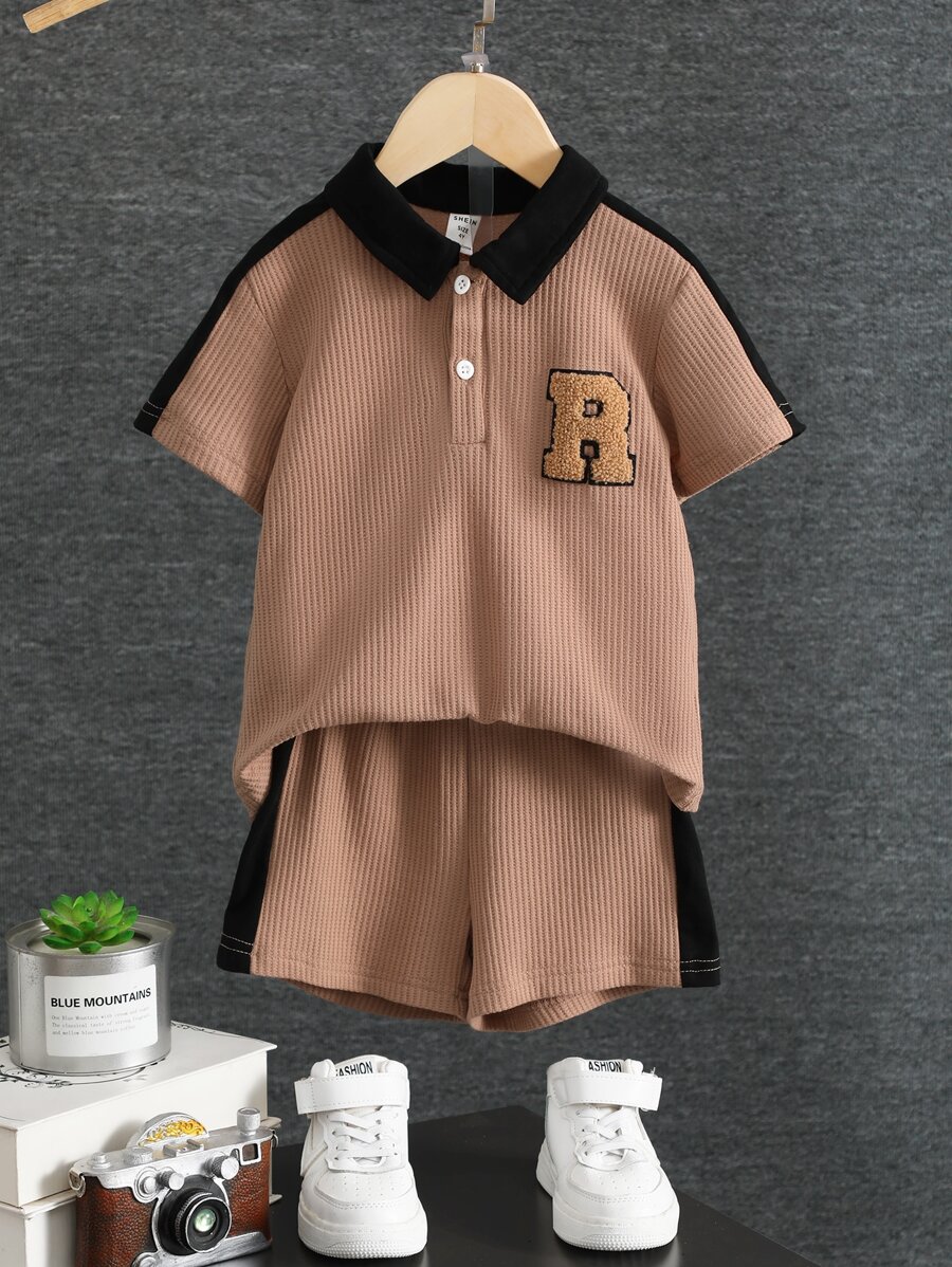 SHEIN Young Boy Letter Patched Polo Shirt & Side Stripe Shorts - Khaki - View 1