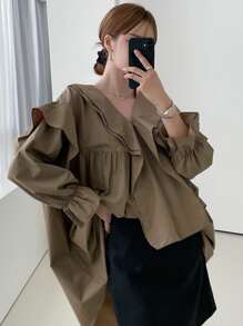 DAZY Blusa Con Mangas Con Vuelo Y Volantes Decorativos - Caqui - Ver 1