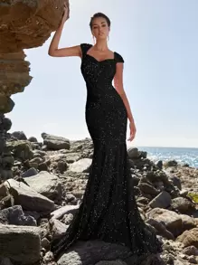 Mermaid Hem Sequin Prom Dress - Black - View 1