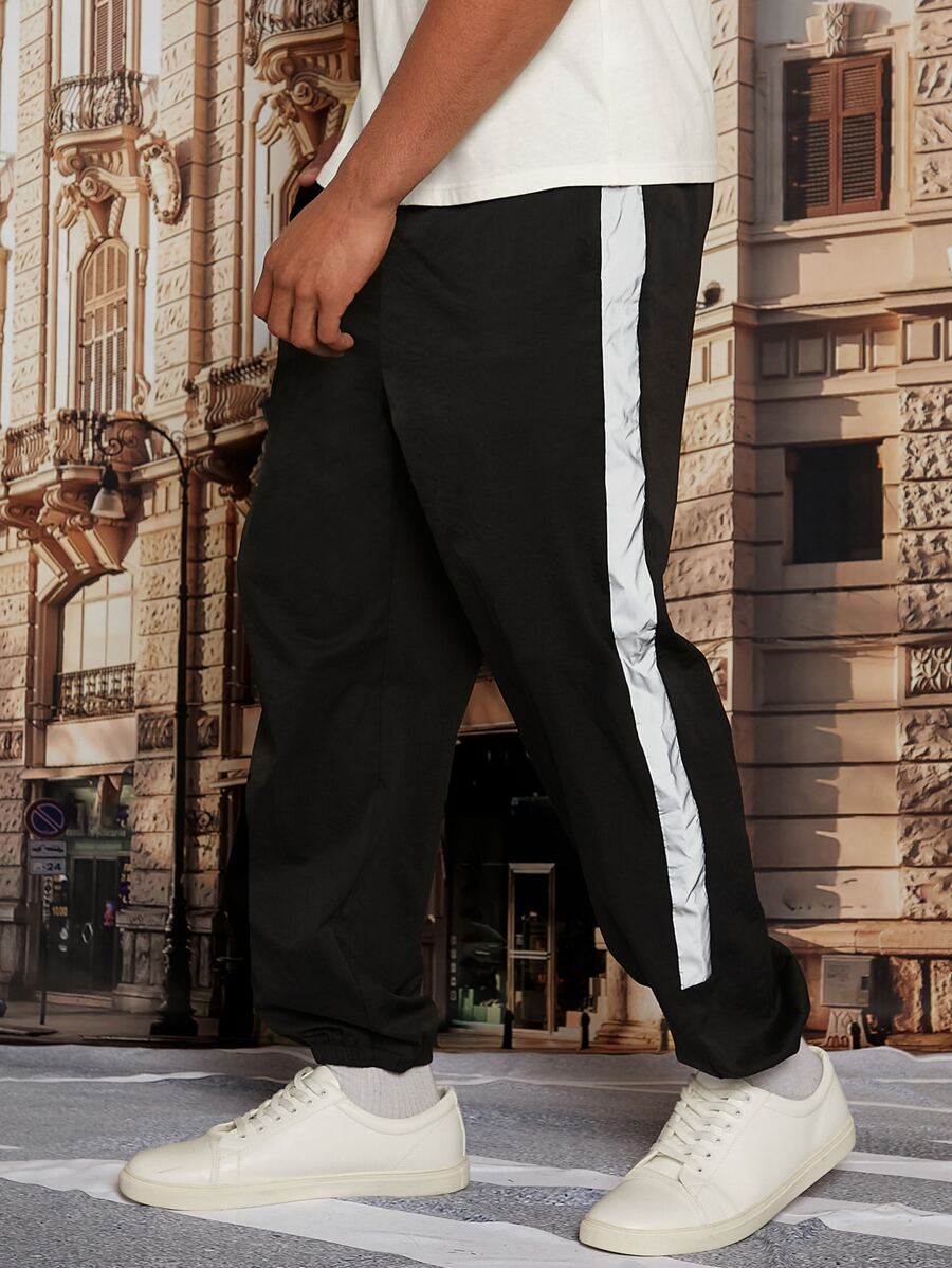 Manfinity Hypemode Hombres Pantalones con costura lateral en contraste - Negro - Ver 1